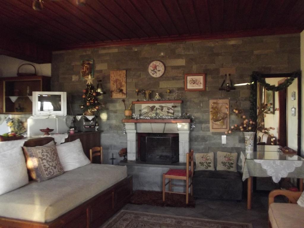 Gerakofolia Rooms To Let Konitsa Exterior photo